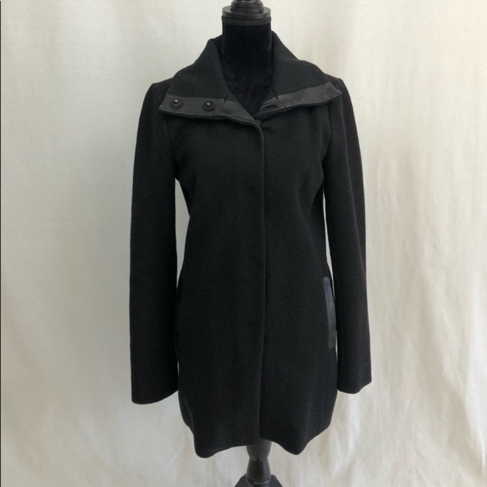 Scoop NYC wool and leather black coat‎